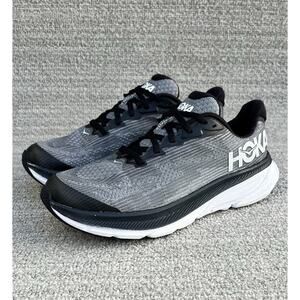 Hoka Kids Clifton 9 Grade School Running Shoes Black & White Kids Size 5.5 US